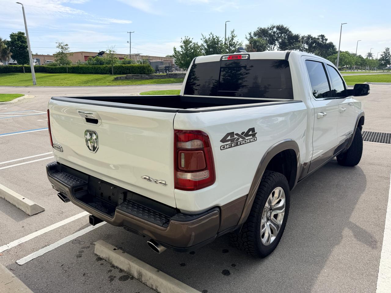 RAM 1500 Longhorn Crew Cab SWB 4WD 2020