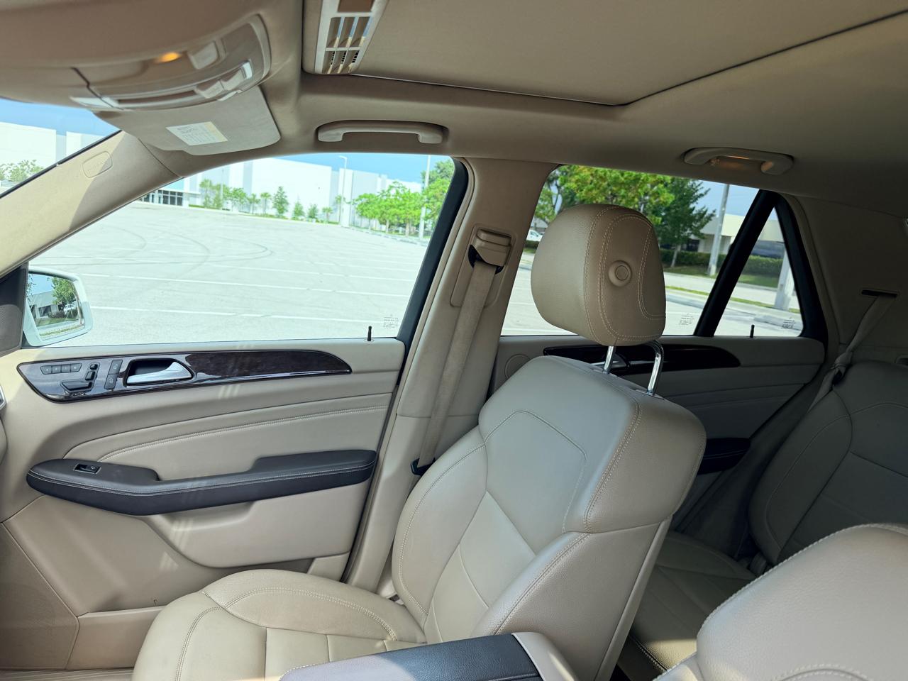 Mercedes-Benz M-Class ML350 BlueTEC 2012