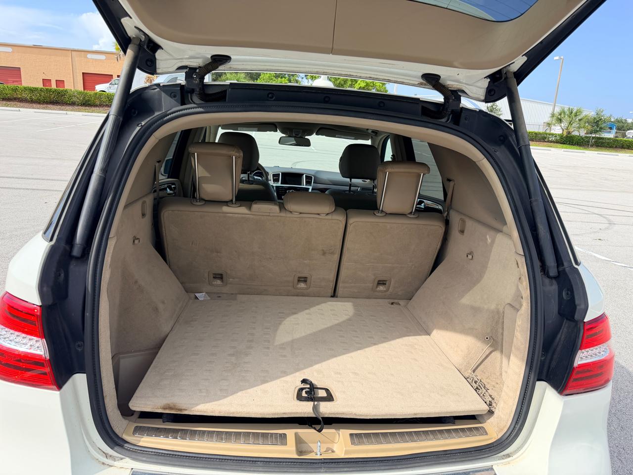 Mercedes-Benz M-Class ML350 BlueTEC 2012