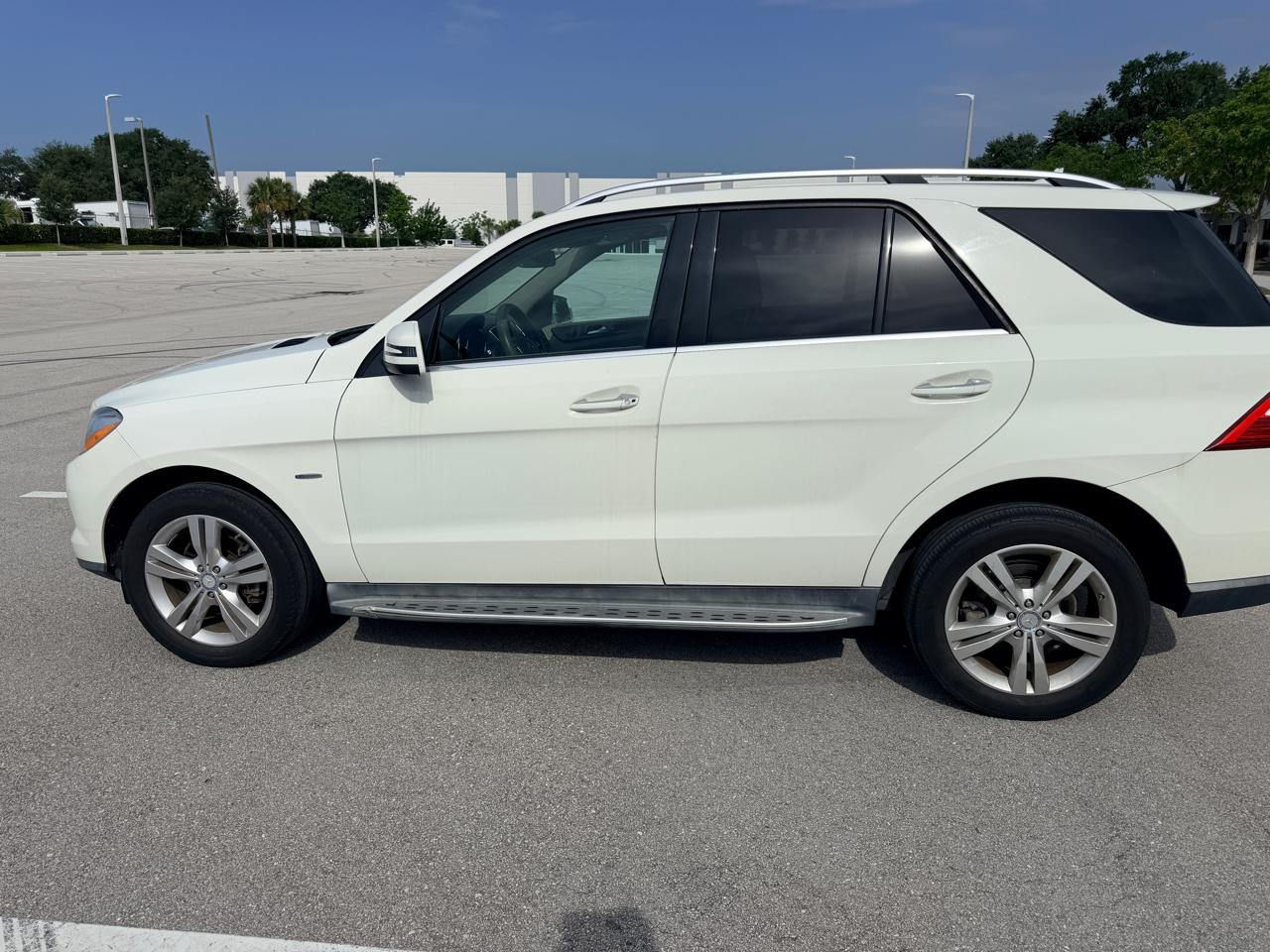 Mercedes-Benz M-Class ML350 BlueTEC 2012