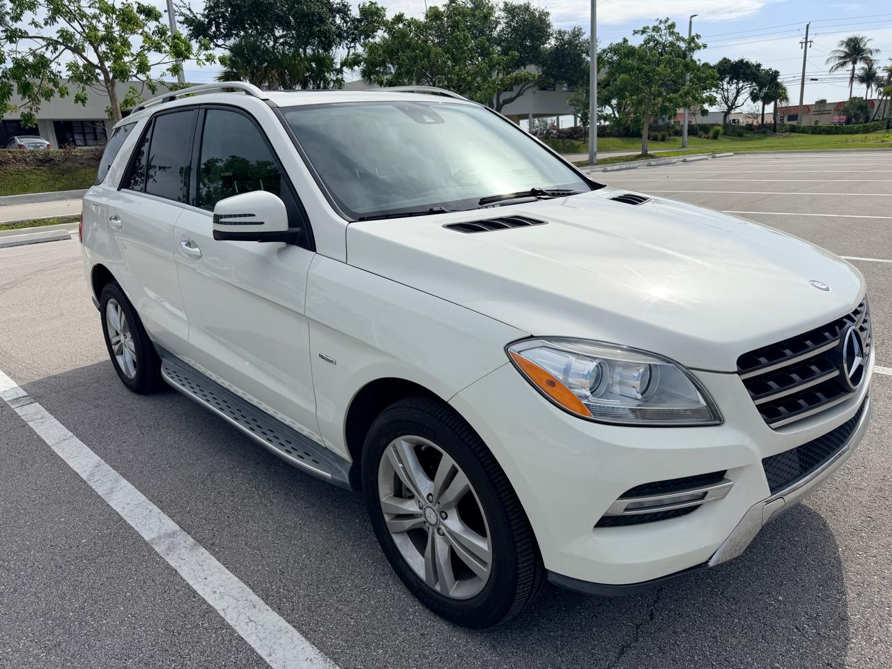 Mercedes-Benz M-Class ML350 BlueTEC 2012