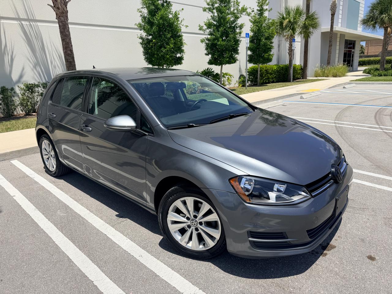 Volkswagen Golf TDI S 6M 2015