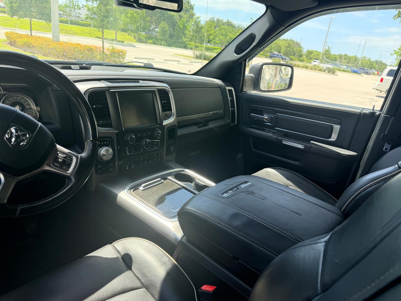 RAM 1500 Limited Crew Cab SWB 4WD 2016