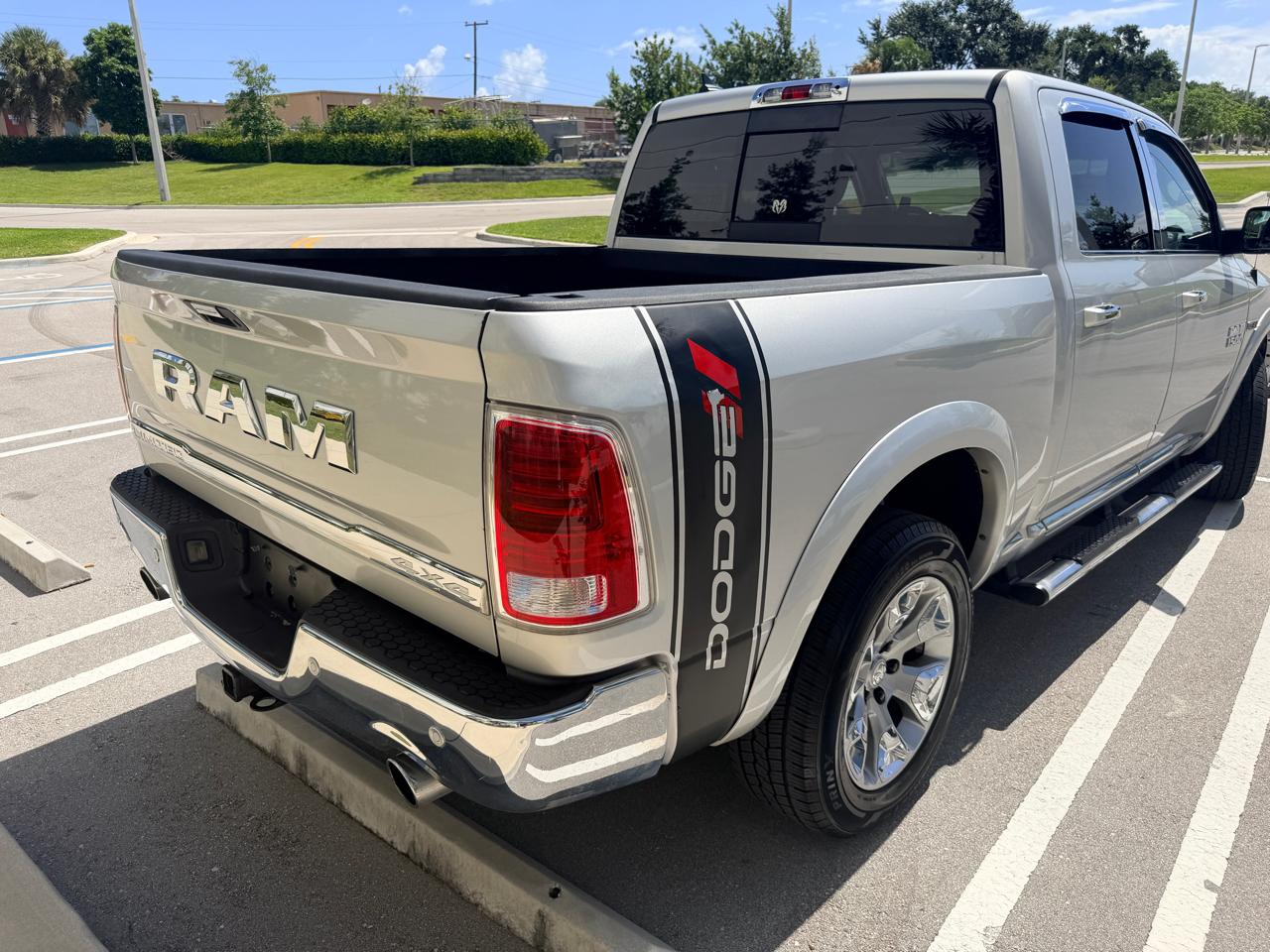 RAM 1500 Limited Crew Cab SWB 4WD 2016