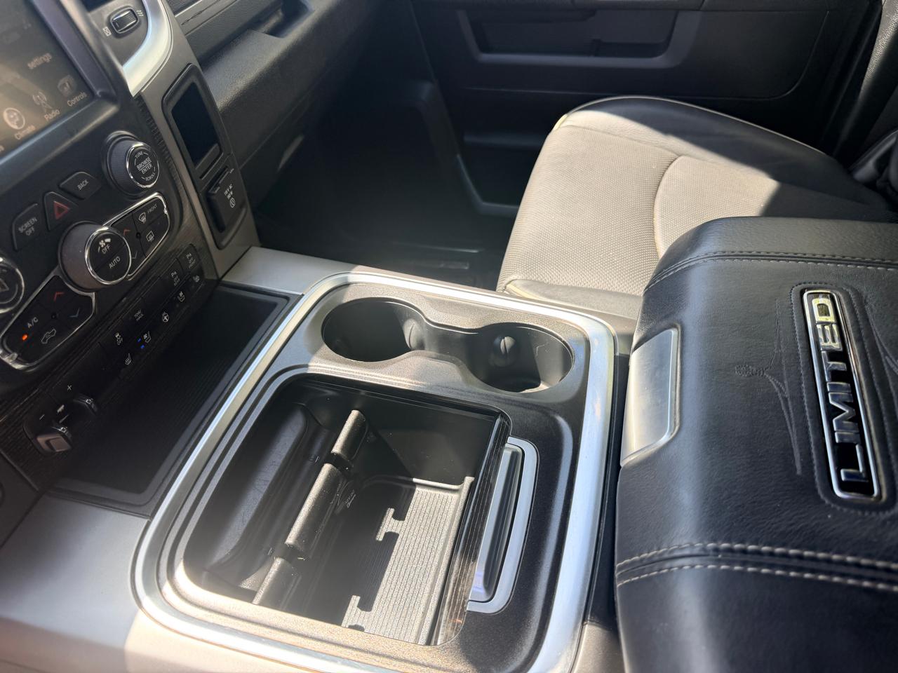 RAM 1500 Limited Crew Cab SWB 4WD 2016