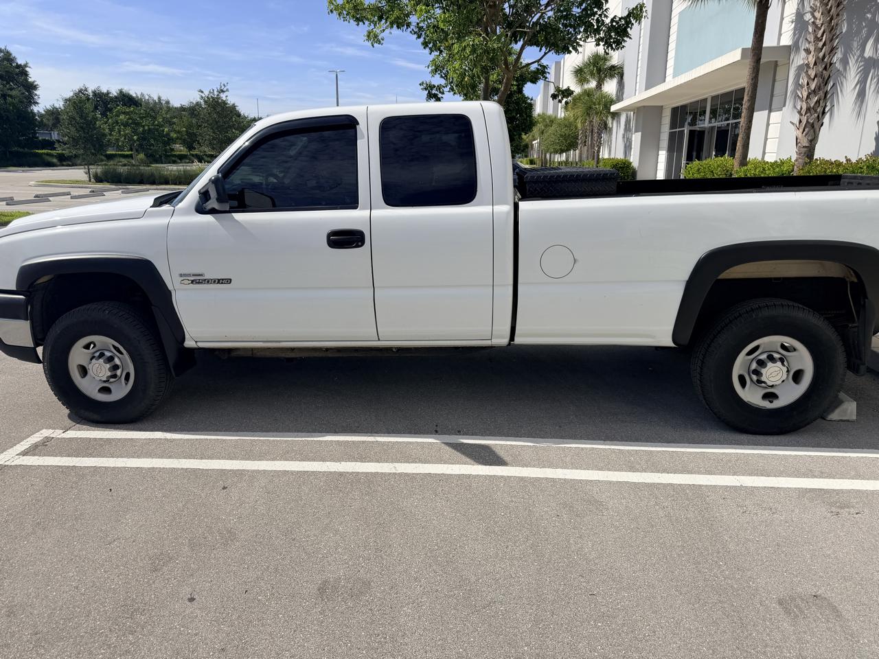 Chevrolet Silverado 2500HD Work Truck Ext. Cab Long Bed 4WD 2006