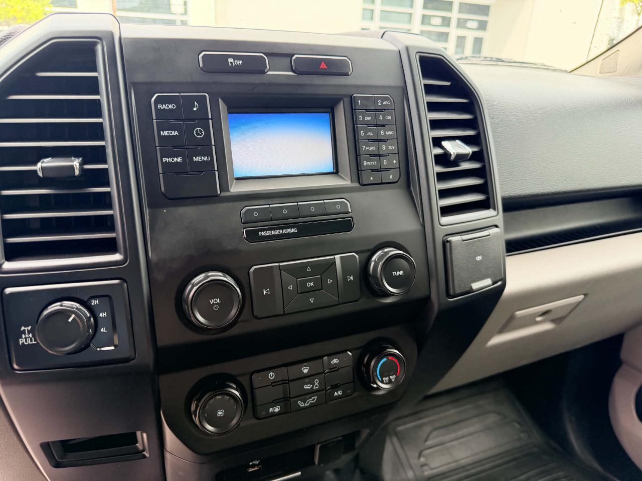 Ford F-150 Lariat SuperCrew 6.5-ft. Bed 4WD 2017