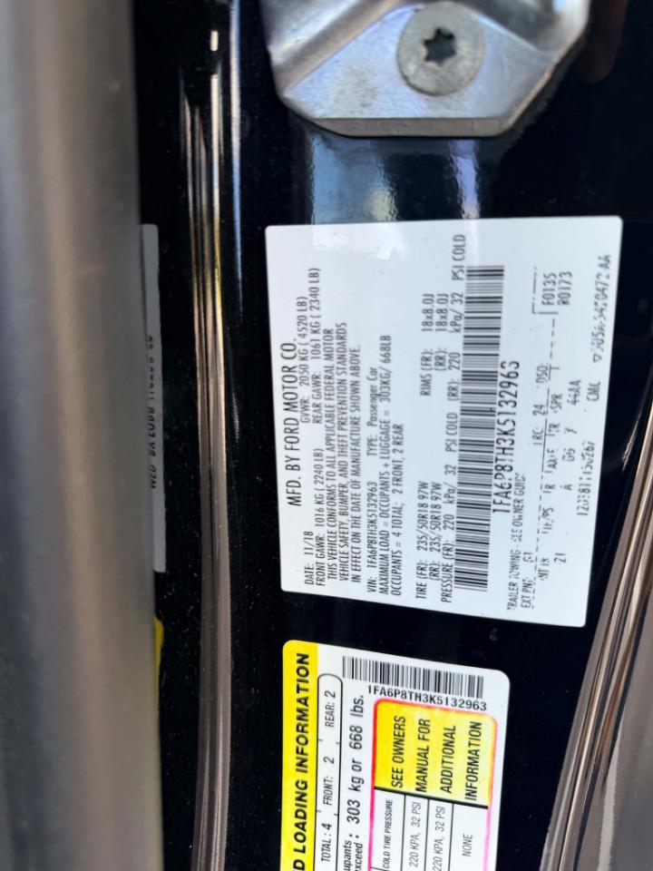 Ford Mustang EcoBoost Coupe 2019