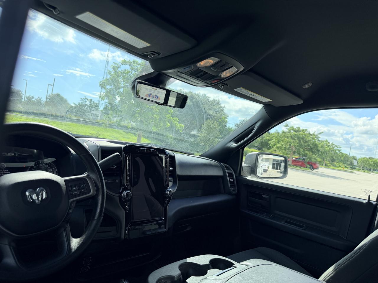 RAM 2500 Tradesman Crew Cab SWB 4WD 2022