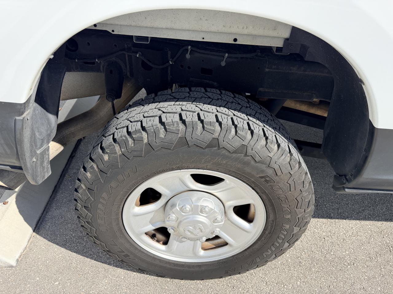 RAM 2500 Tradesman Crew Cab SWB 4WD 2022
