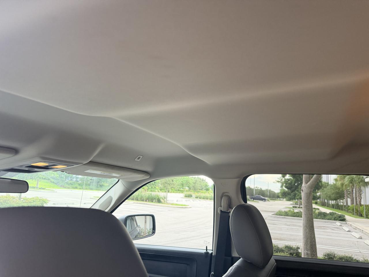 RAM 1500 Tradesman Crew Cab SWB 4WD 2017