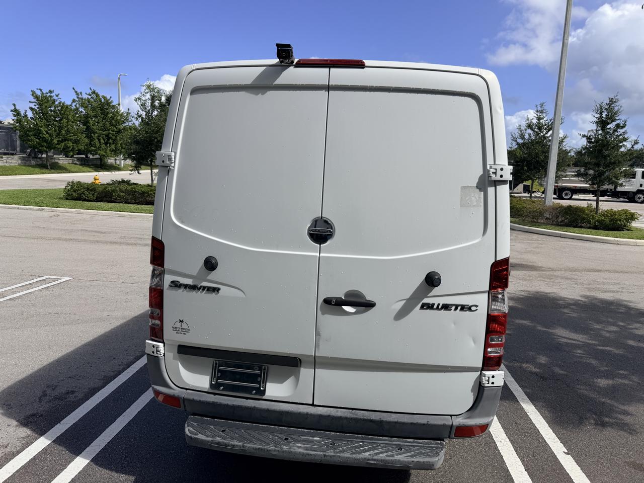 Freightliner Sprinter 2500 144-in. WB 2012