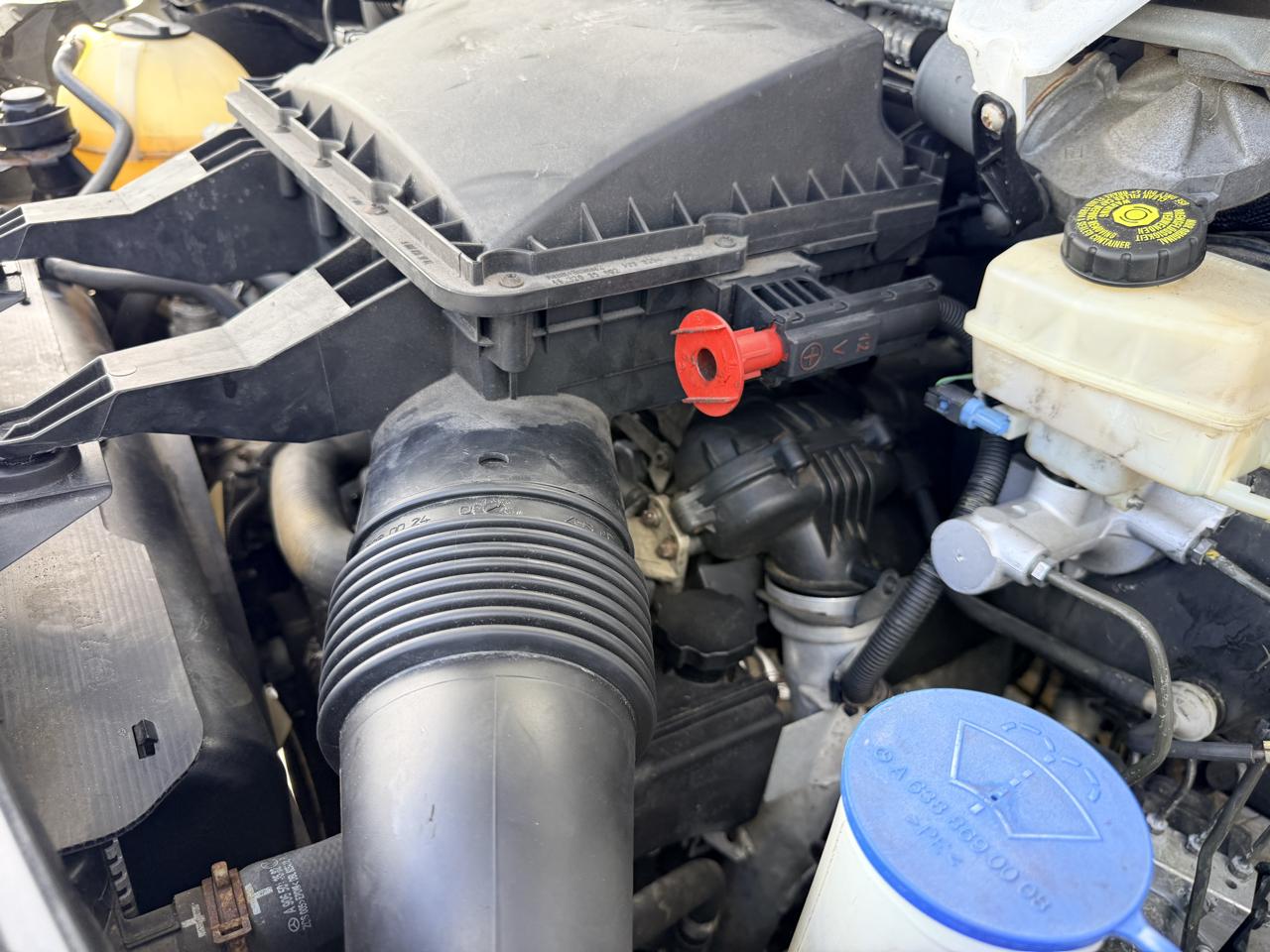 Freightliner Sprinter 2500 144-in. WB 2012