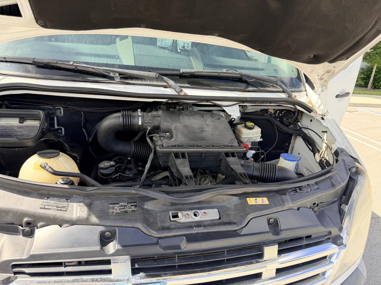 Freightliner Sprinter 2500 144-in. WB 2012