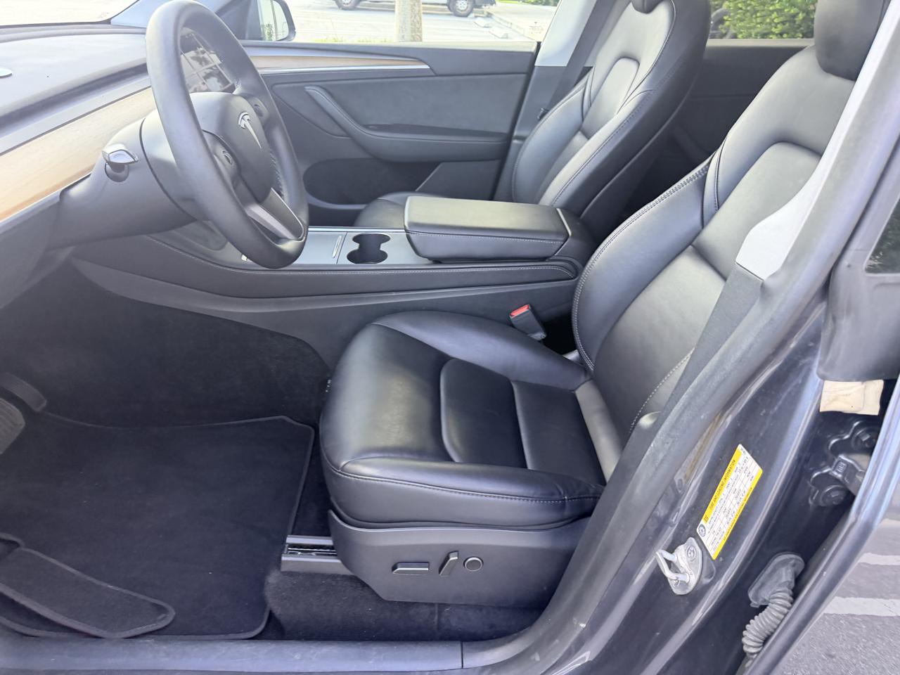Tesla Model Y Long Range RWD 2023