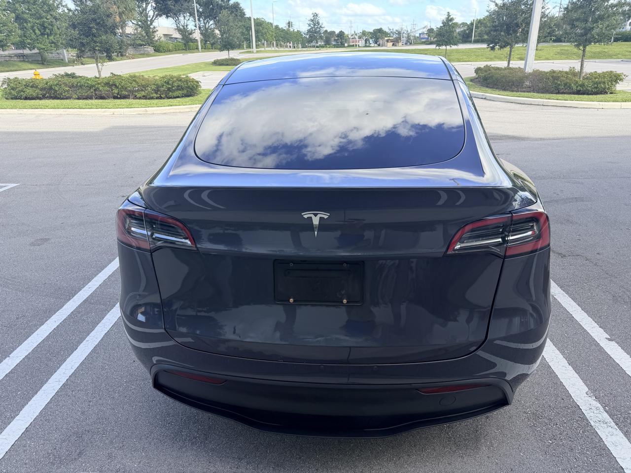 Tesla Model Y Long Range RWD 2023