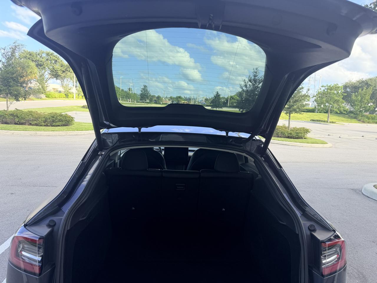 Tesla Model Y Long Range RWD 2023