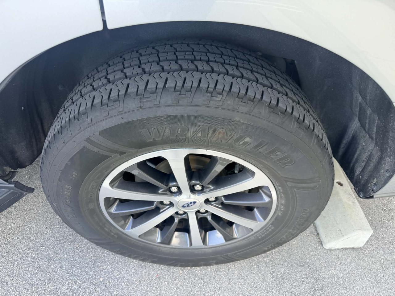 Ford Expedition XL 2WD 2021