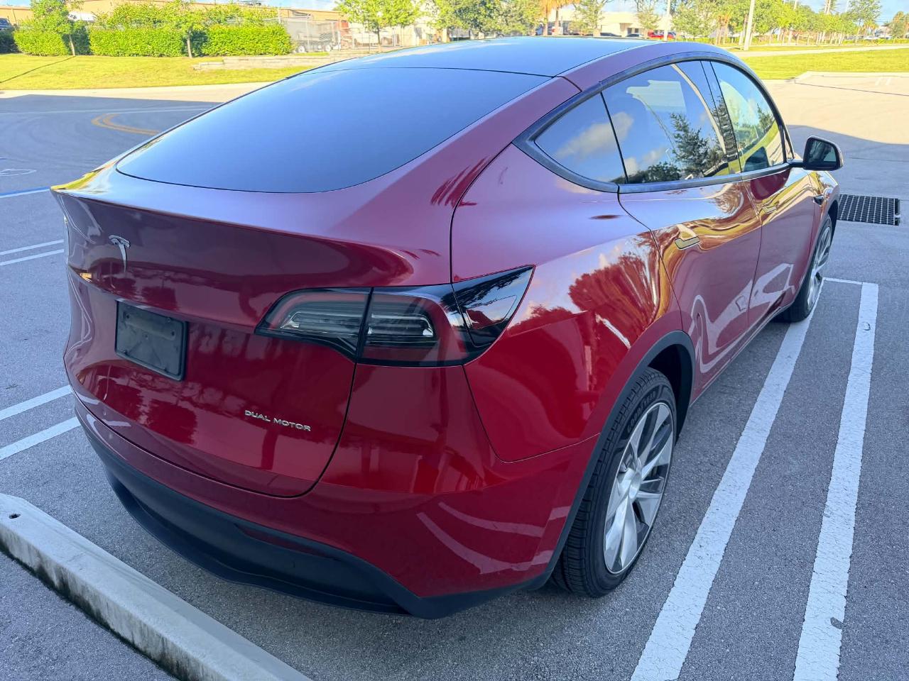 Tesla Model Y Long Range 2023