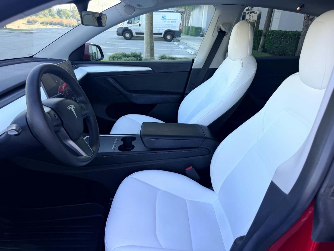 Tesla Model Y Long Range 2023