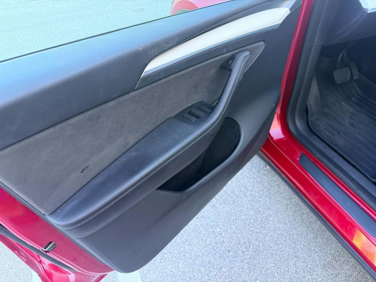 Tesla Model Y Long Range 2023