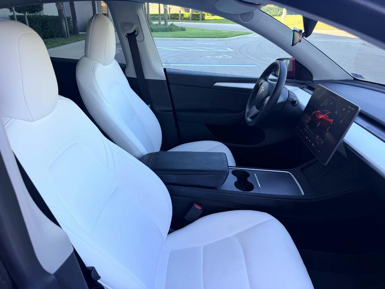 Tesla Model Y Long Range 2023