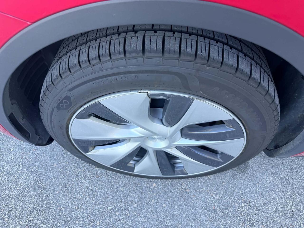 Tesla Model Y Long Range 2023