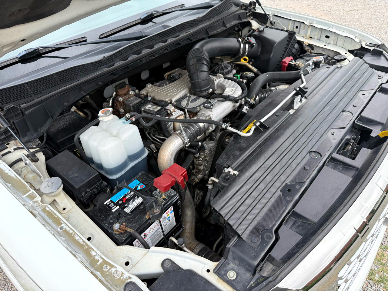 2017 Nissan Titan photo 14