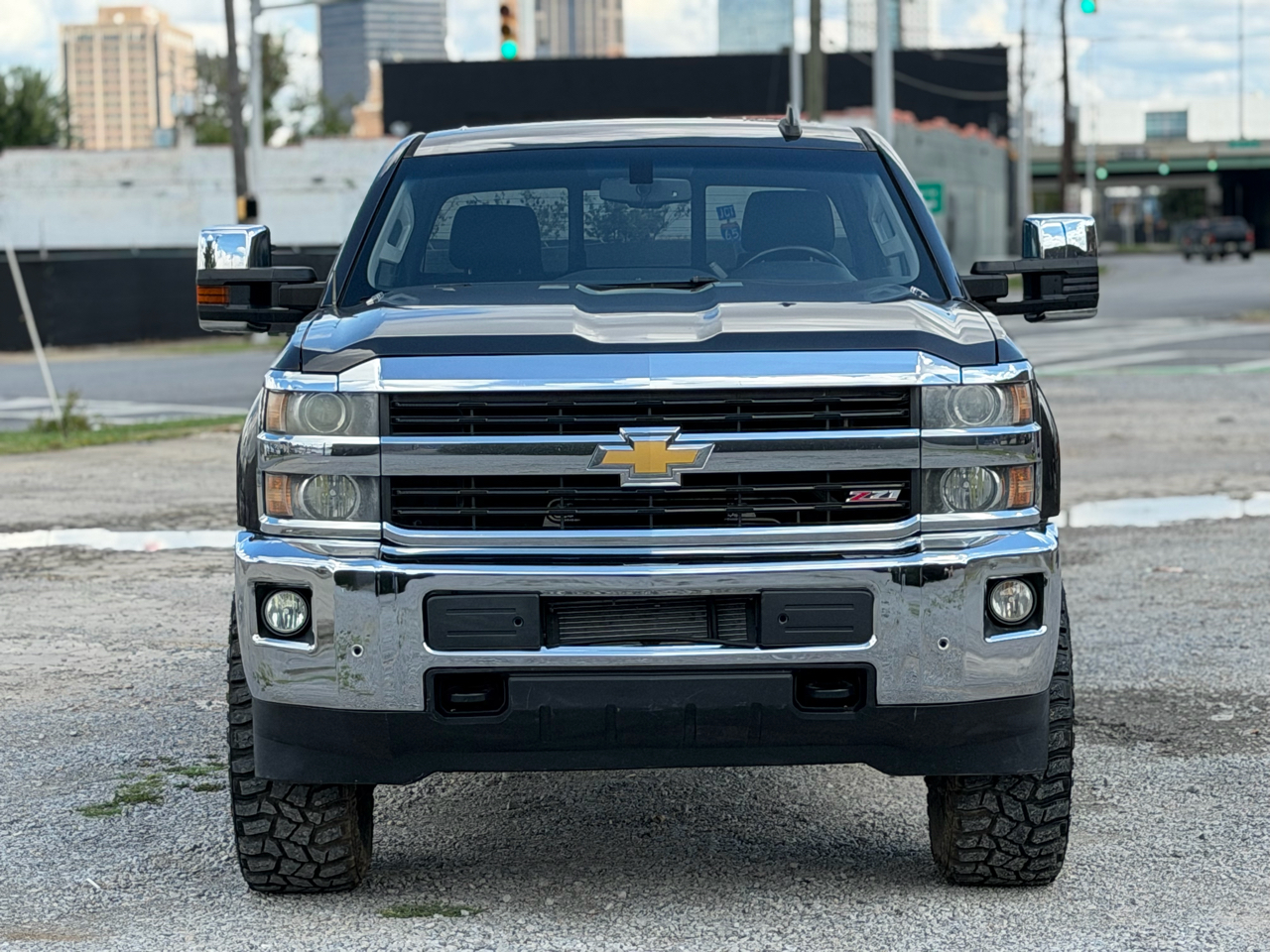 2015 Chevrolet Silverado 2500HD LTZ photo 3