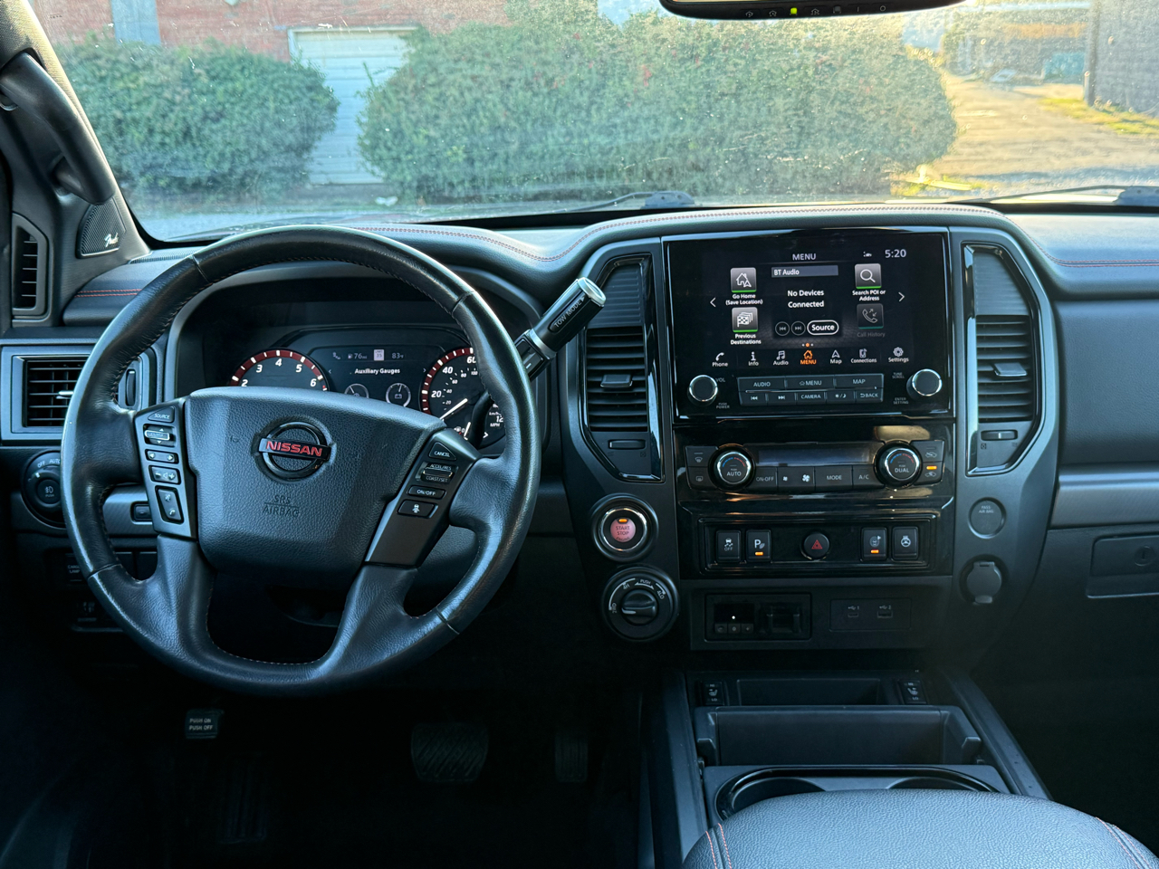 Nissan Titan PRO-4X Crew Cab 4WD 2020 Nissan Titan PRO-4X Crew Cab 4WD 2020