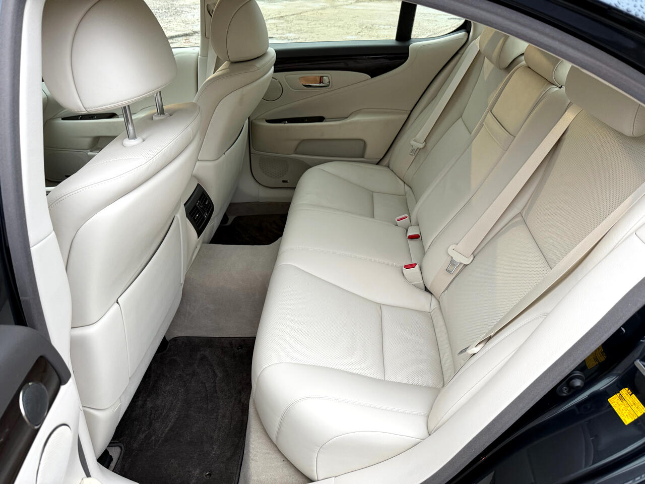 Lexus LS 460 Luxury Sedan 2008