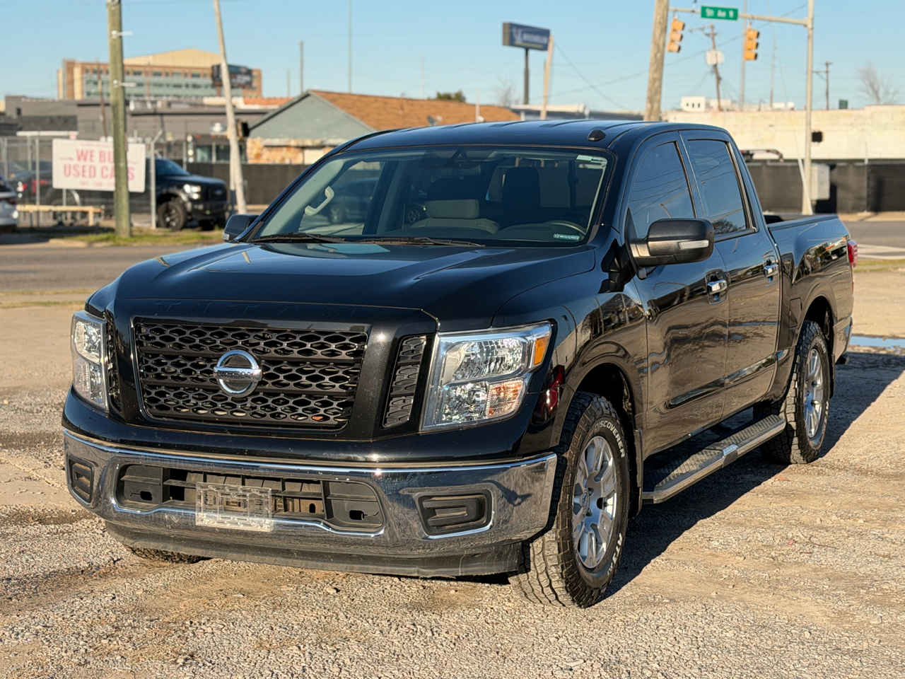 Nissan Titan SV Crew Cab 2WD 2019