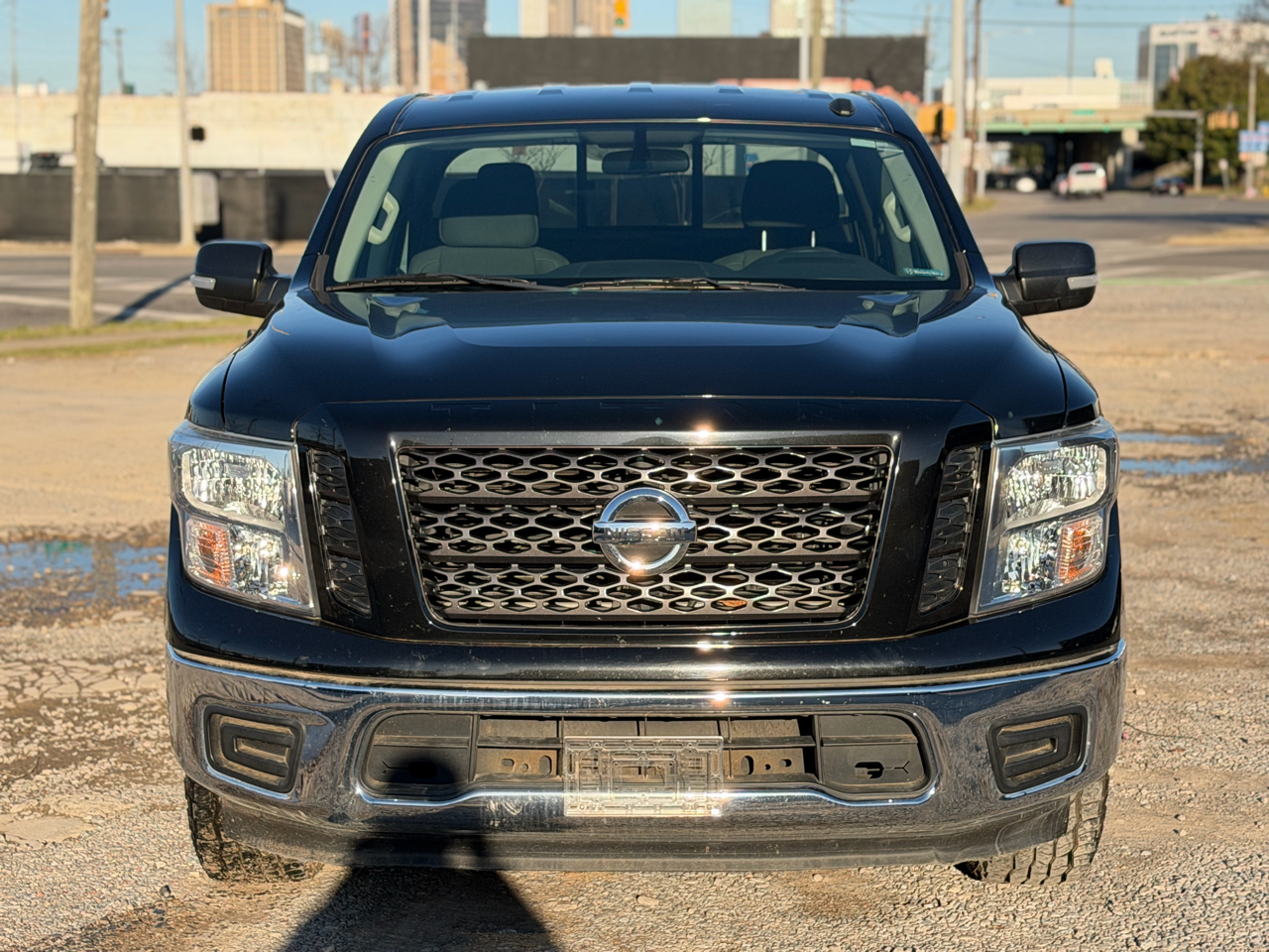 Nissan Titan SV Crew Cab 2WD 2019
