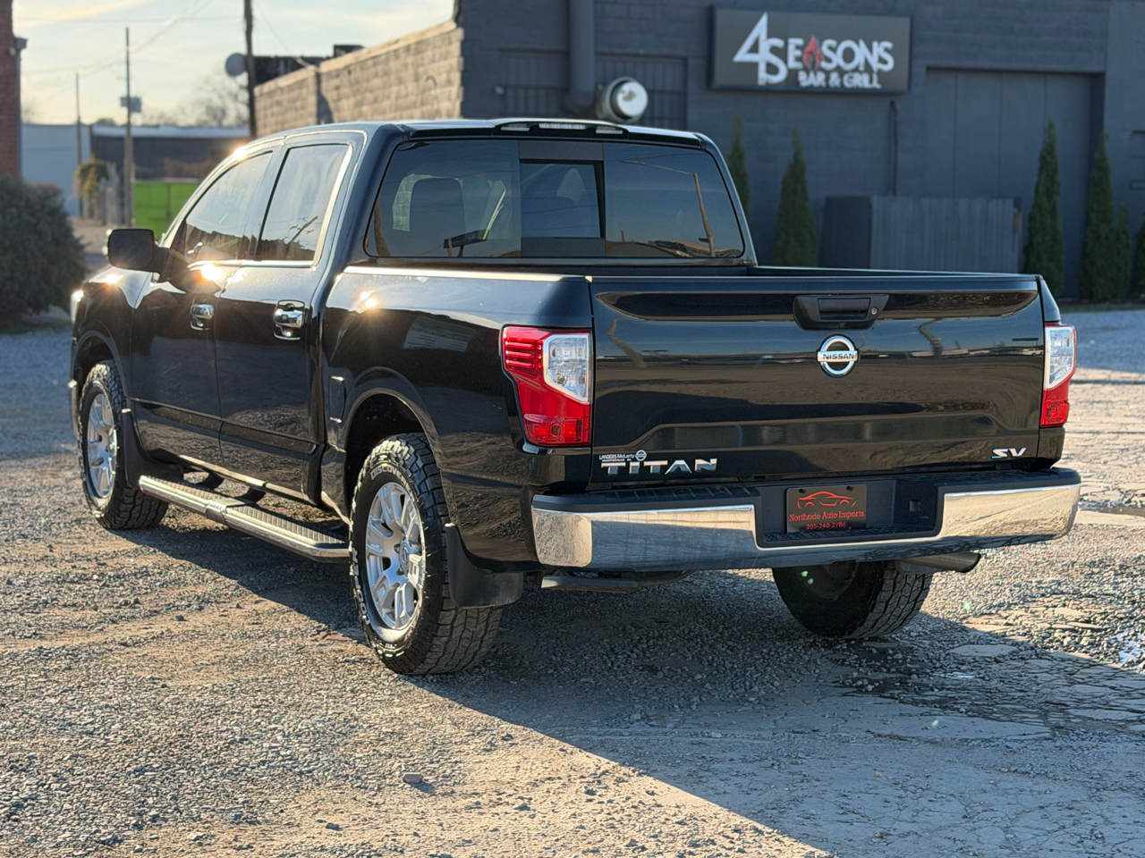 Nissan Titan SV Crew Cab 2WD 2019