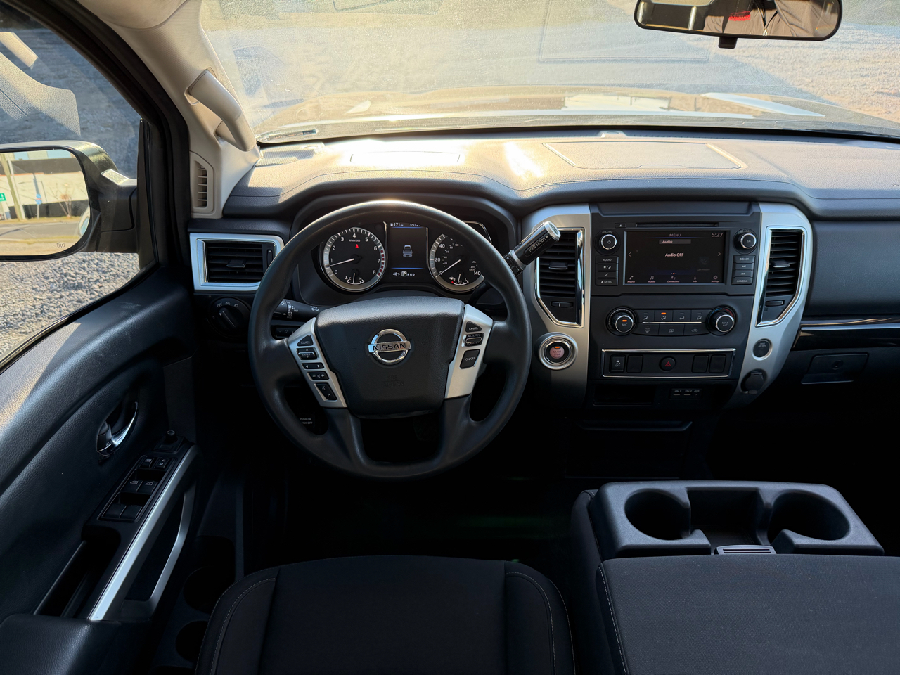 Nissan Titan SV Crew Cab 2WD 2019