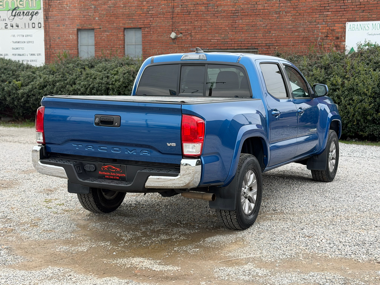 Toyota Tacoma SR5 Dbl Cab 2WD V6 at 2016