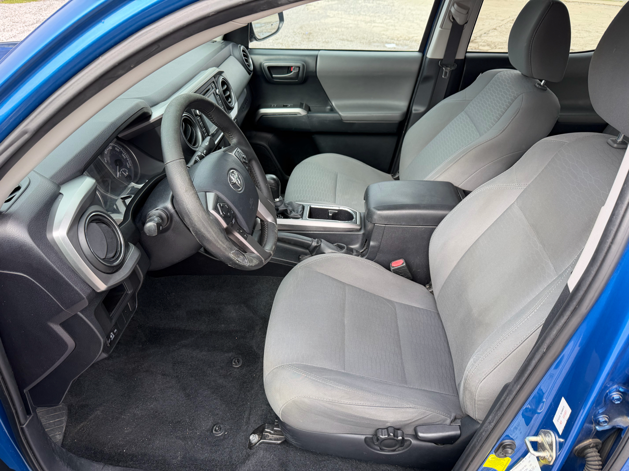 Toyota Tacoma SR5 Dbl Cab 2WD V6 at 2016