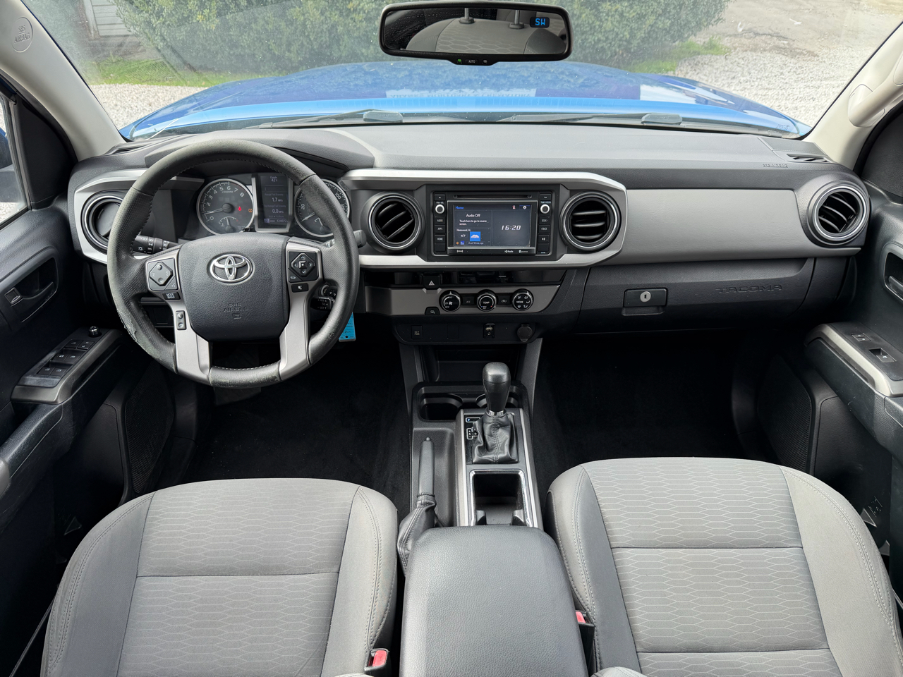 Toyota Tacoma SR5 Dbl Cab 2WD V6 at 2016