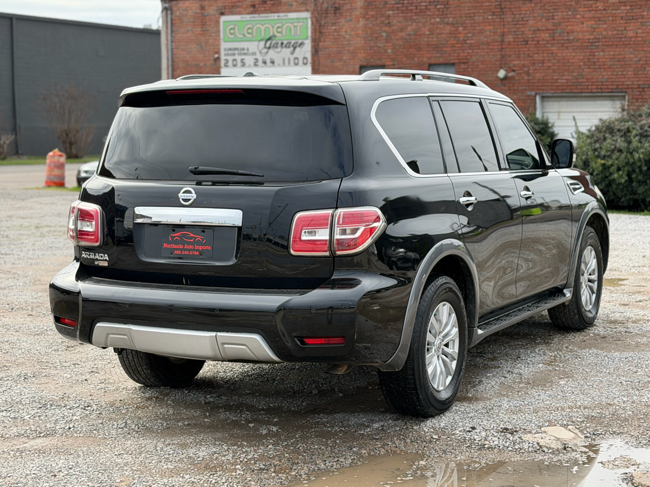 Nissan Armada SV AWD 2017