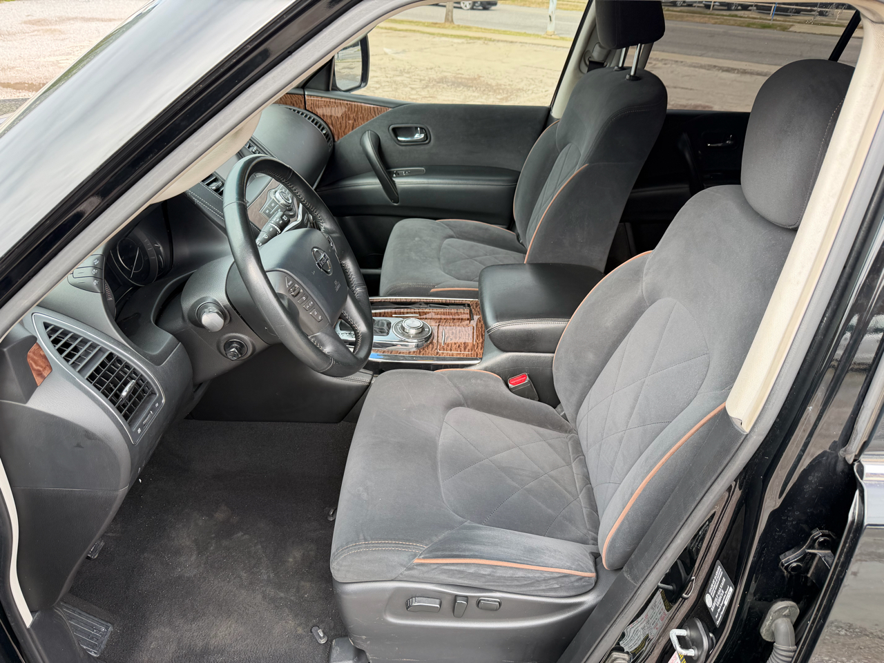 Nissan Armada SV AWD 2017