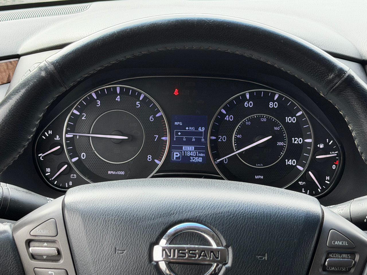 Nissan Armada SV AWD 2017