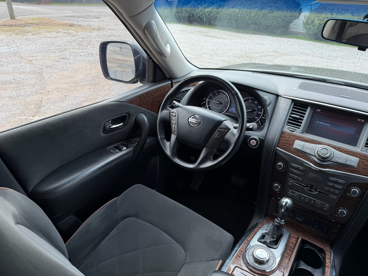 Nissan Armada SV AWD 2017