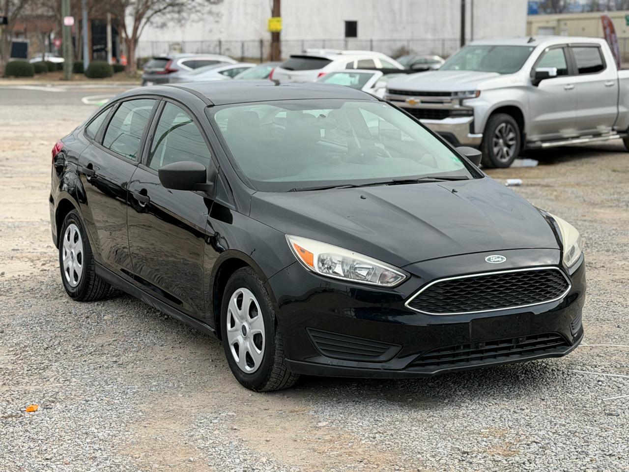Ford Focus S Sedan 2017