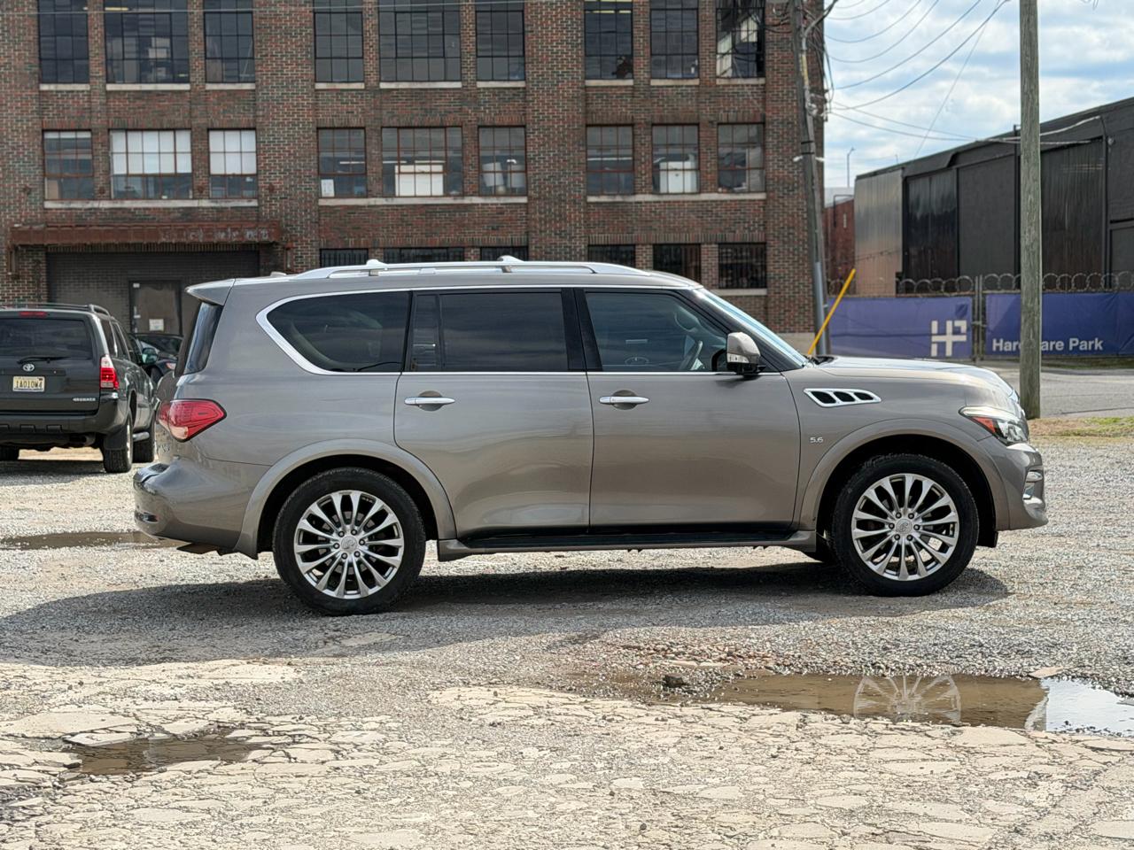 Infiniti QX80 2WD 2016
