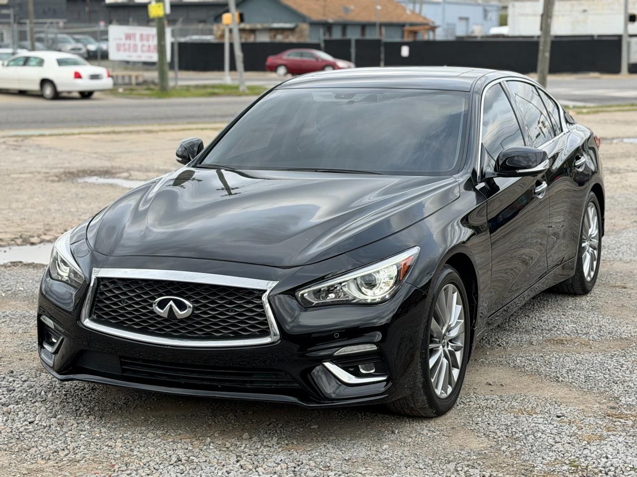 Infiniti Q50 3.0t LUXE 2023