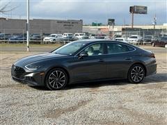 2022 Hyundai Sonata 