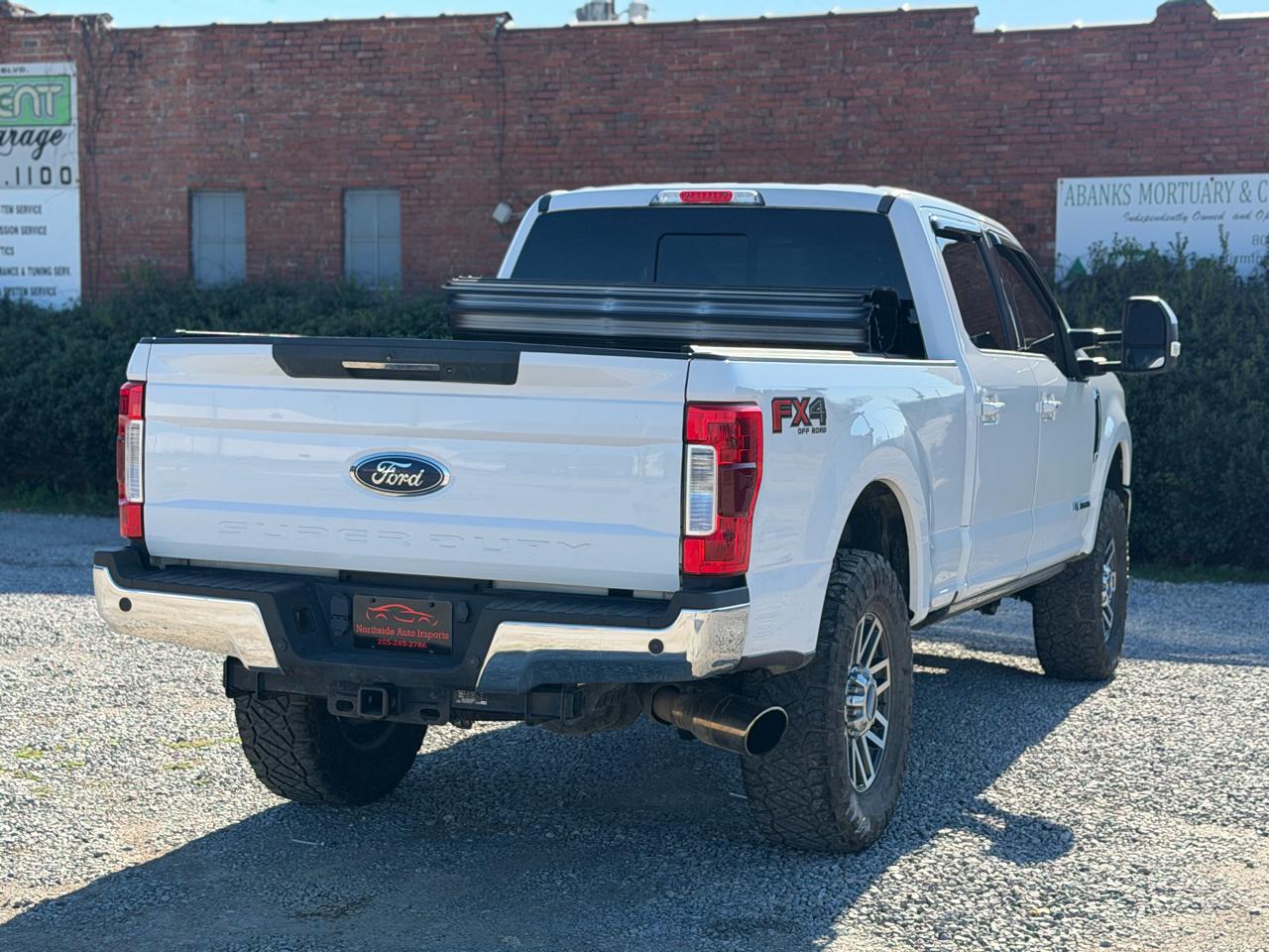 Ford F-250 SD Lariat Crew Cab SWB 4WD 2018