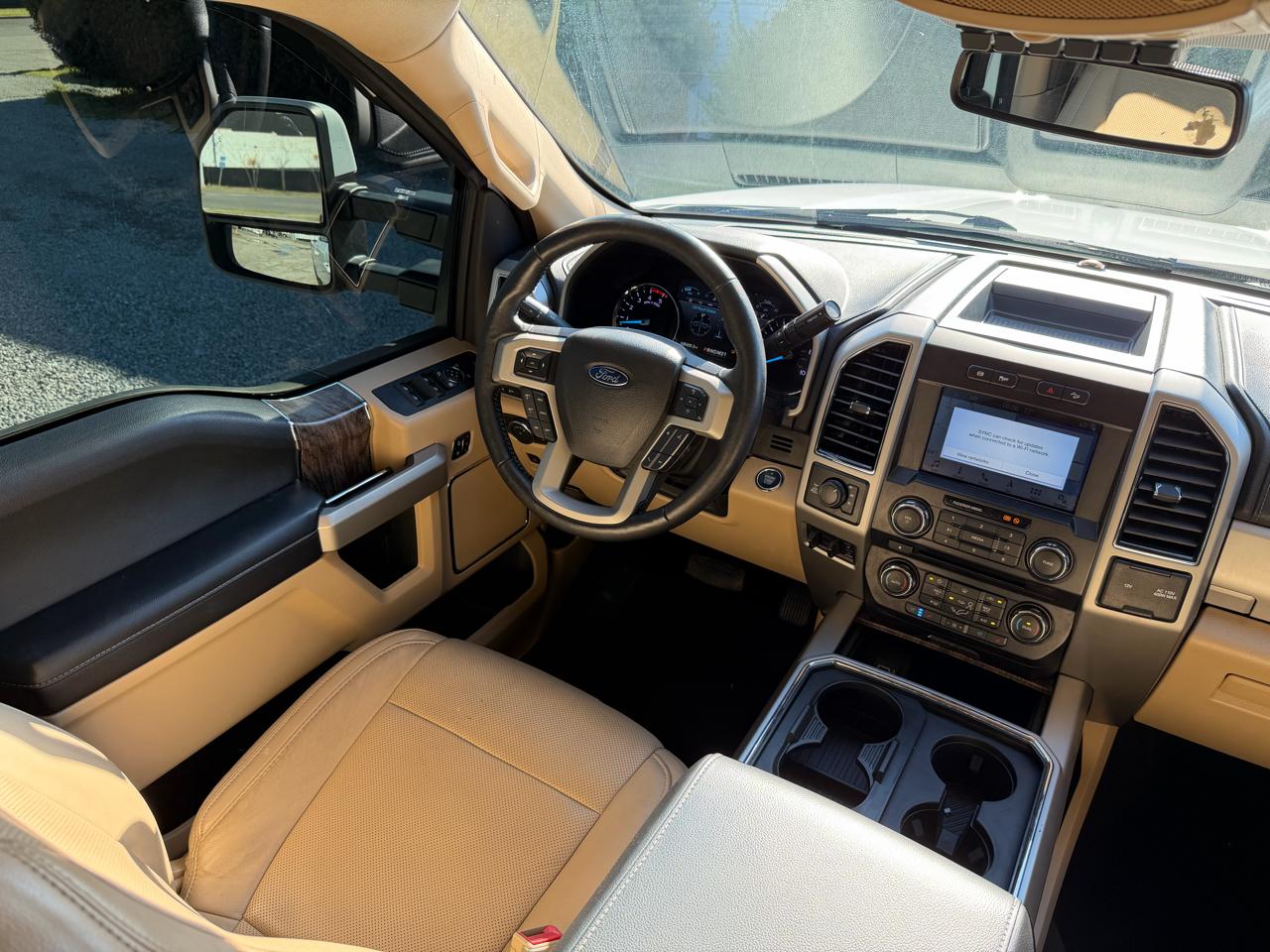 Ford F-250 SD Lariat Crew Cab SWB 4WD 2018