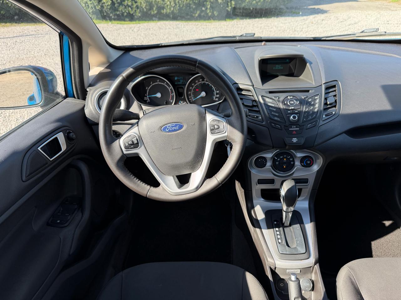 Ford Fiesta SE Sedan 2016