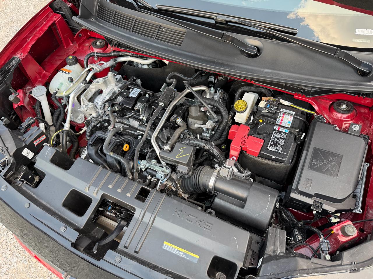 Nissan Kicks SR 2025